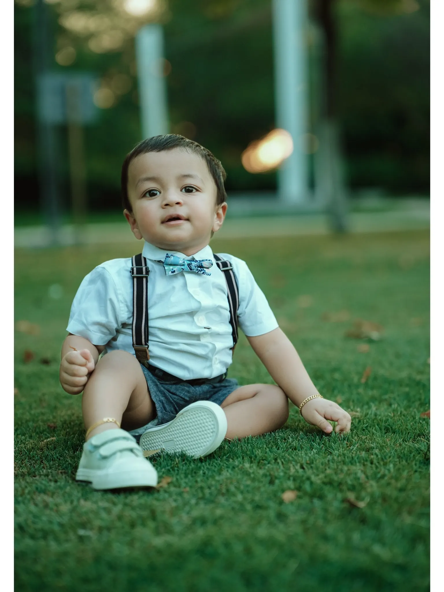 Outdoor baby portrait